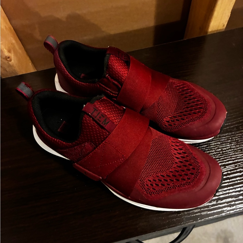 Tiem Women’s 7.5 Cycle Shoes